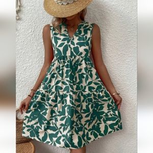 Printed Dress, Crew neck, Lightweight size L